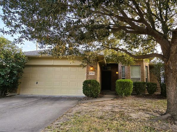 21703 Sierra Long Dr