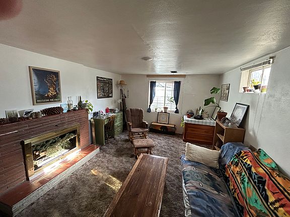 3rd image of 370 N 6th St APT C