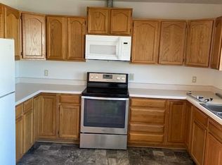 1020 W Burt Dr, Lincoln, NE 68521