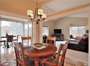 7320 E Green Lake Dr N APT 404, Seattle, WA 98115