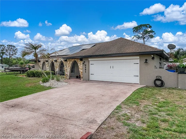 4201 Westminster Rd — Photo 34