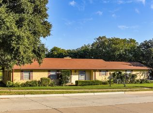 9700 Westpark Dr, Benbrook, TX 76126