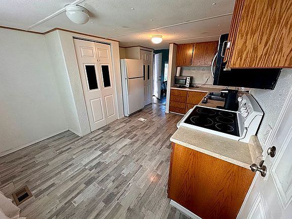 2nd image of 24671 Stovall Ln Unit 26