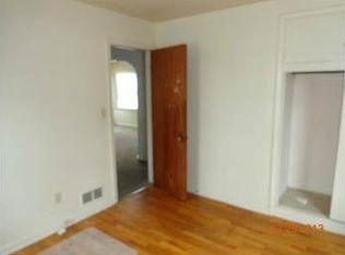 1121 W Rundle Ave, Lansing, MI 48910