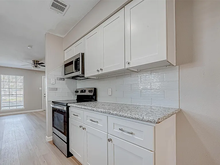 7315 Housman St — Photo 16