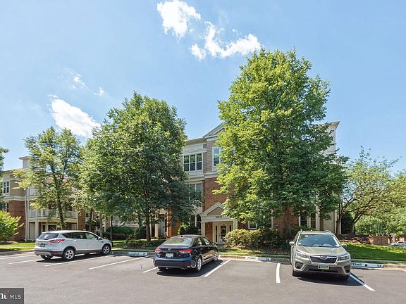 3rd image of 12915 Alton Sq APT 308