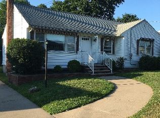 9 Maplehurst Ln, Piscataway, NJ 08854