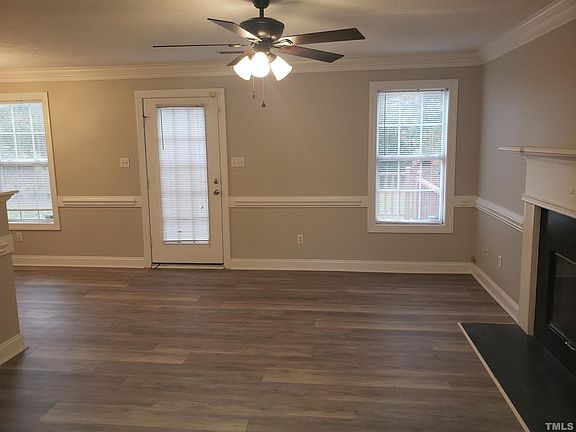 2nd image of 1507 Winterberry Dr