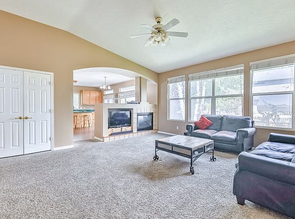 4th image of 8801 Rocky Dr