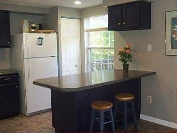 3rd image of 1126 Oakwood Ln