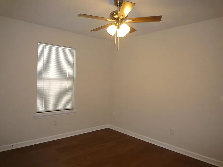 1547 Pullen Rd — Photo 12