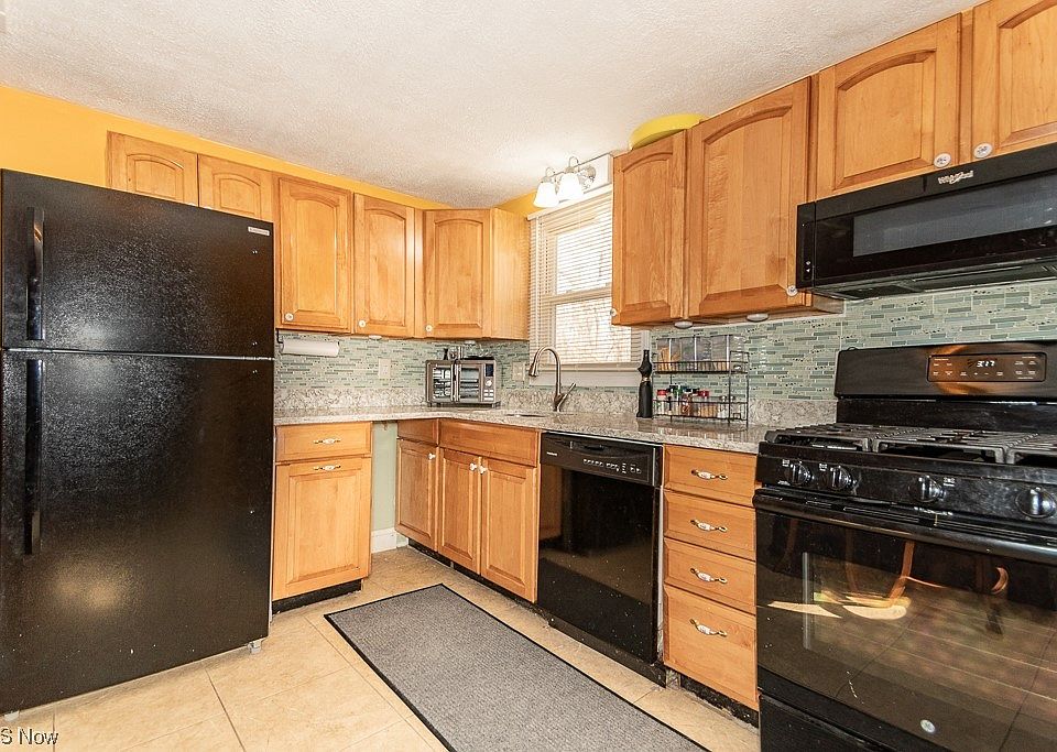 11038 Prouty Rd, Painesville, OH 44077 Zillow