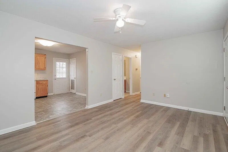 Anderson Estates — Photo 2