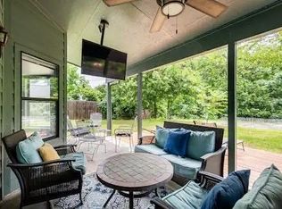 703 Oakridge Dr, Round Rock, TX 78681