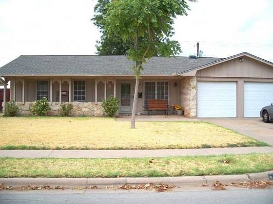 2nd image of 4646 Summit Dr