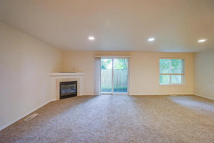 13911 NE 7th Ct — Photo 9