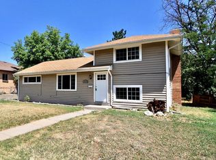 996 Kramer Ct, Aurora, CO 80010