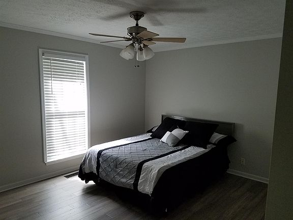 5th image of 100 Candle Wood Dr