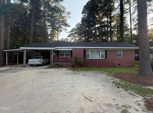 1112 Old Booker Dairy Rd, Smithfield, NC 27577