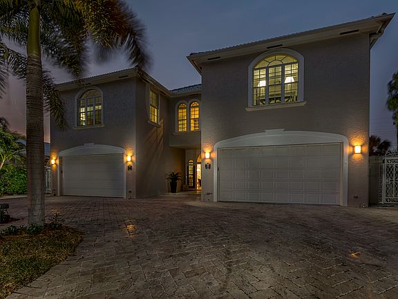 2nd image of 225 Claremont Ln