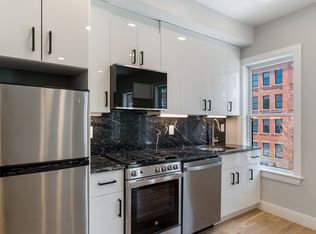 40 Chelsea St #3, Boston, MA 02128