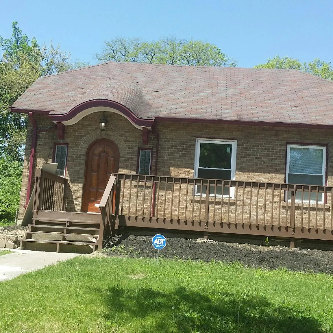 1035 Del Monte Pl — Photo 1