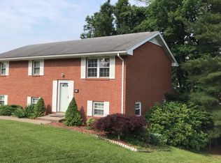17 Millbrook Rd, Bridgeport, WV 26330