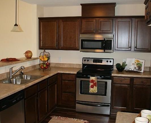 2nd image of 2213 Sweet Bay Dr Unit A