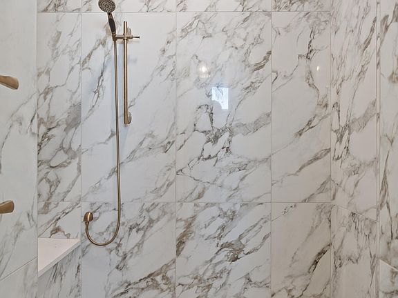 5th image of 1203 London Woods Way #7