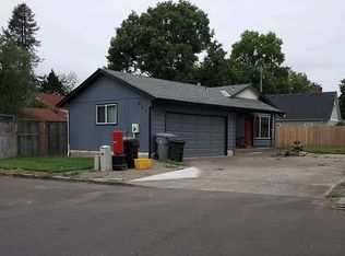 323 S Holly St, Canby, OR 97013