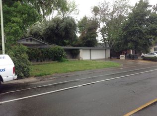 3020 American River Dr, Sacramento, CA 95864