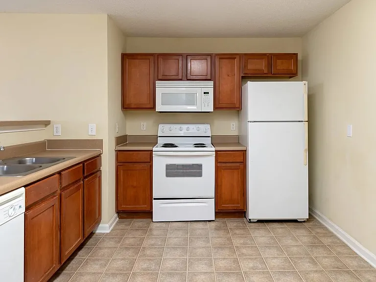 Madison Heights Luxury Apartments — Photo 51