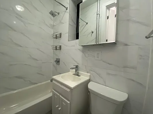 Rented by Compass | media 13