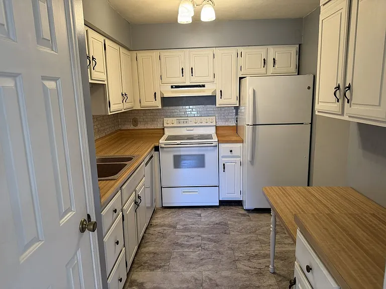 3438 W Villa Rdg #A — Photo 6
