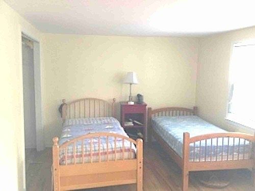 5th image of 44 Neulist Ave