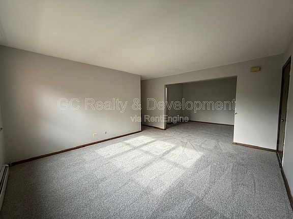 3rd image of 525 N Highview Ave APT 106