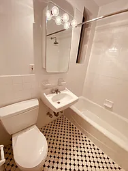 Rented by Metropolis Real Estate of Manhattan