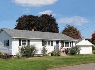 42 Chatham St, Chicopee, MA 01013