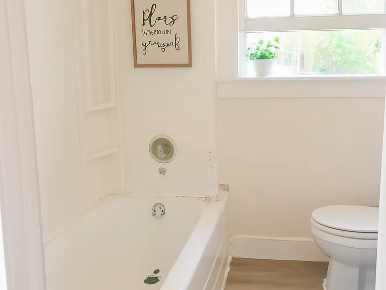 decors not included