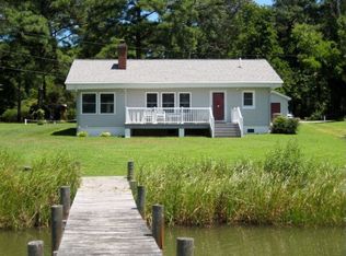 31 Kellum Ave, Deltaville, VA 23043