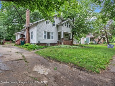 613 Moores River Dr, Lansing, MI, 48910