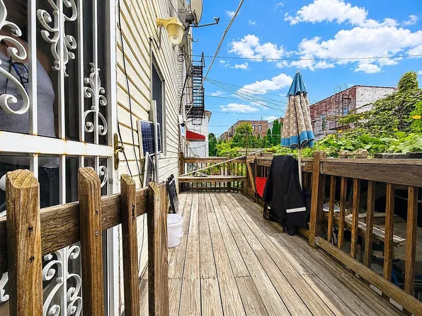 1934 Bay Ridge Ave Floor 3, Brooklyn, NY 11204