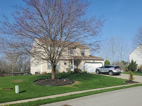 3rd image of 125 Shady Oak Dr