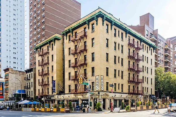 Rented by MNS | media 17