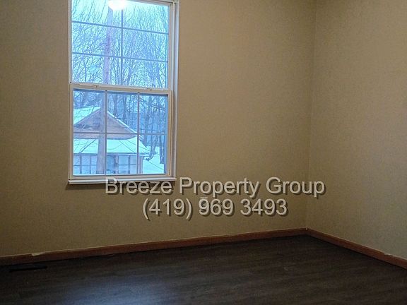 4th image of 514 Clyde St