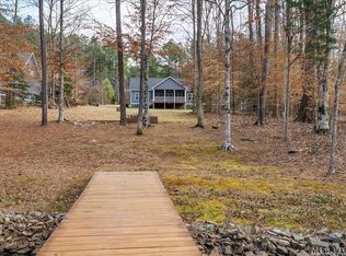 694 Summit Ln, Bracey, VA 23919