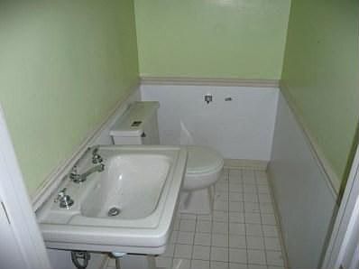 5th image of 6249 Aspen Ave