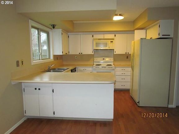 2nd image of 8610 NE 36th Ave