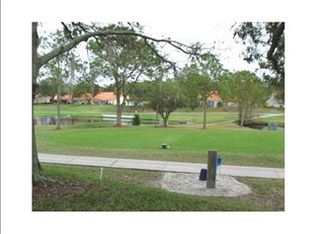 1060 Dunrobin Dr APT B, Palm Harbor, FL 34684