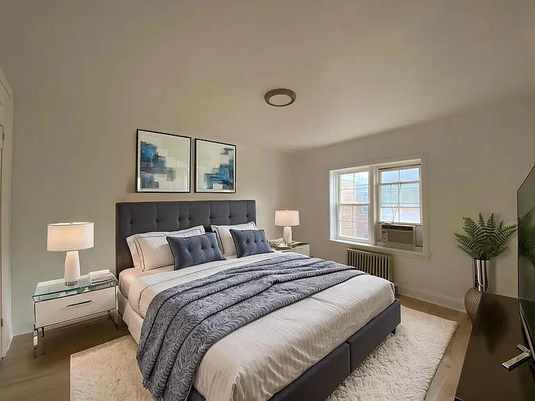 2608 Bennett Ave #3W — Photo 9